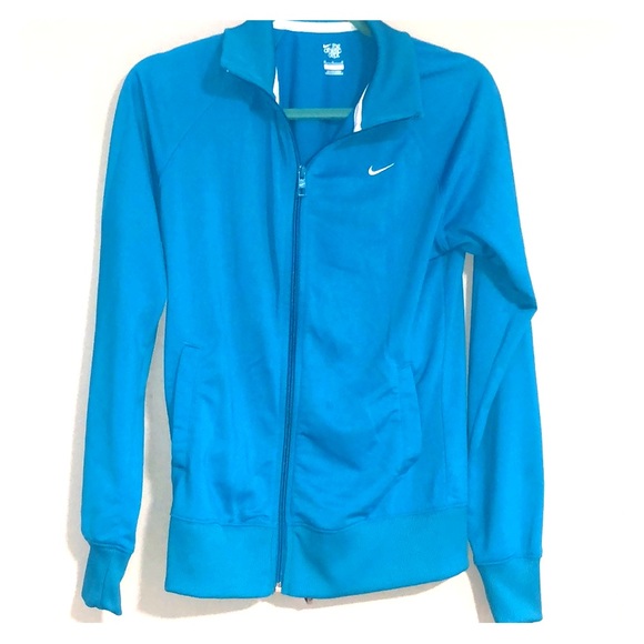 Nike Tops - Women’s Nike zip-up sweatshirt, lightly worn